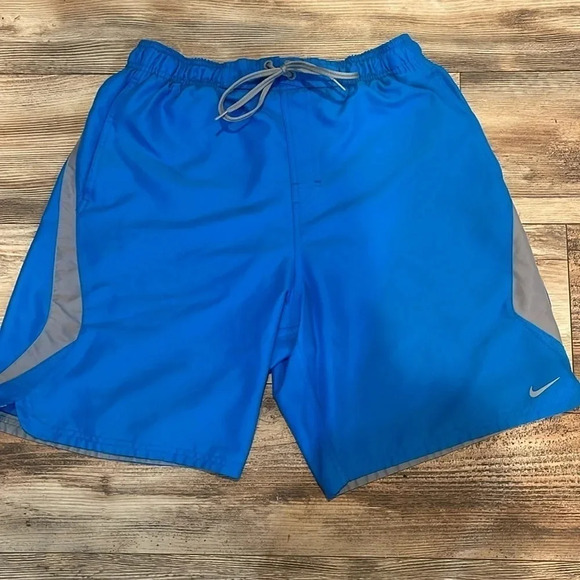 Nike Swim Trunks Dri Fit Bathing Suit Men’s Medium Blue Gray Above Knee Length - Picture 1 of 5